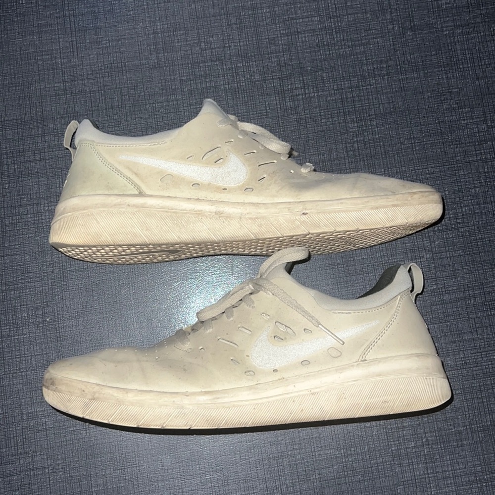 Nike SB Nyjah Free Beach and Sand Color-Way Size 10.5 Lightly Used